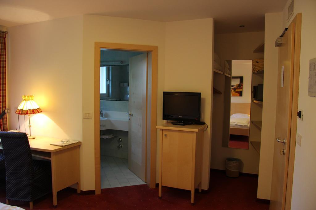 Hotel Hanny Bolzano Ngoại thất bức ảnh
